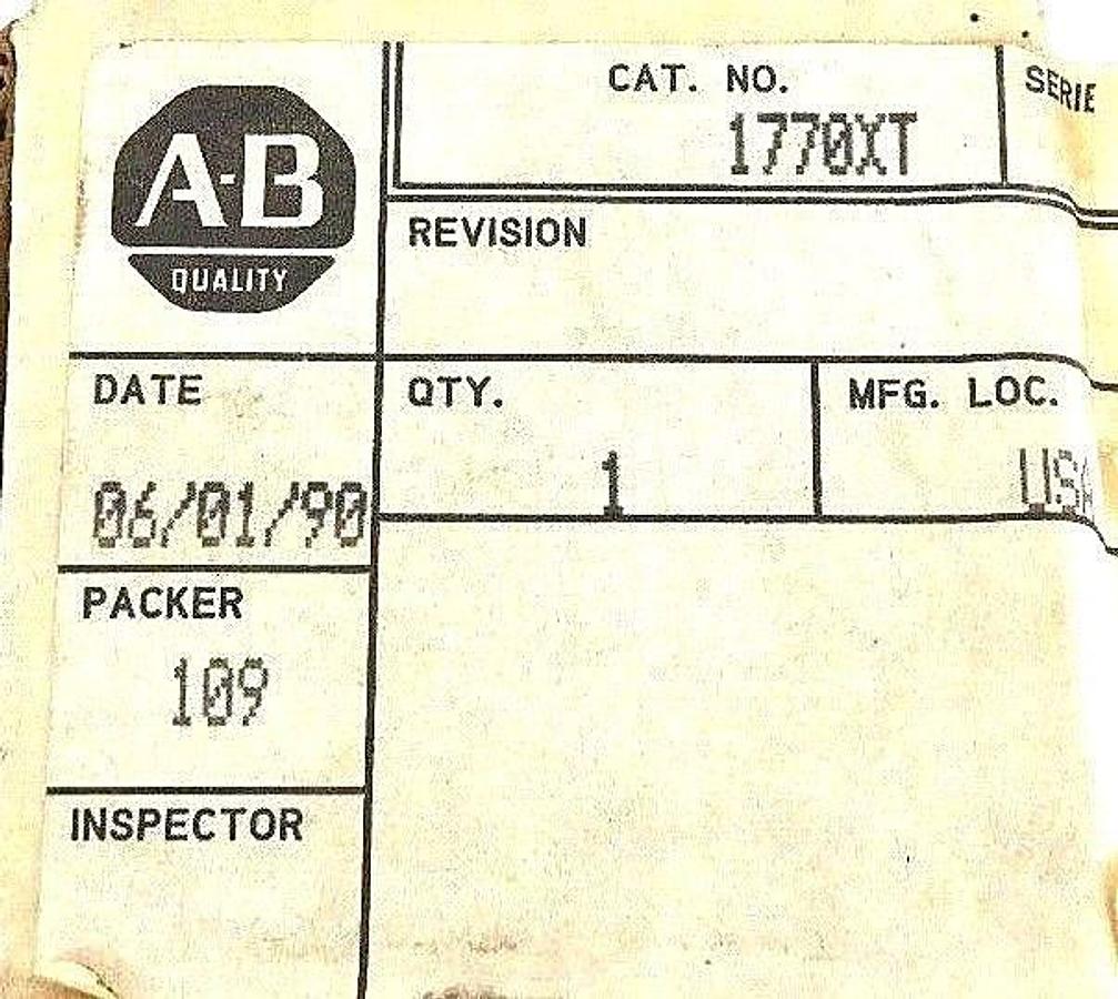 Used NIB ALLEN BRADLEY 1770-XT REMOTE INPUT/OUTPUT LINK TERMINATOR 1770XT