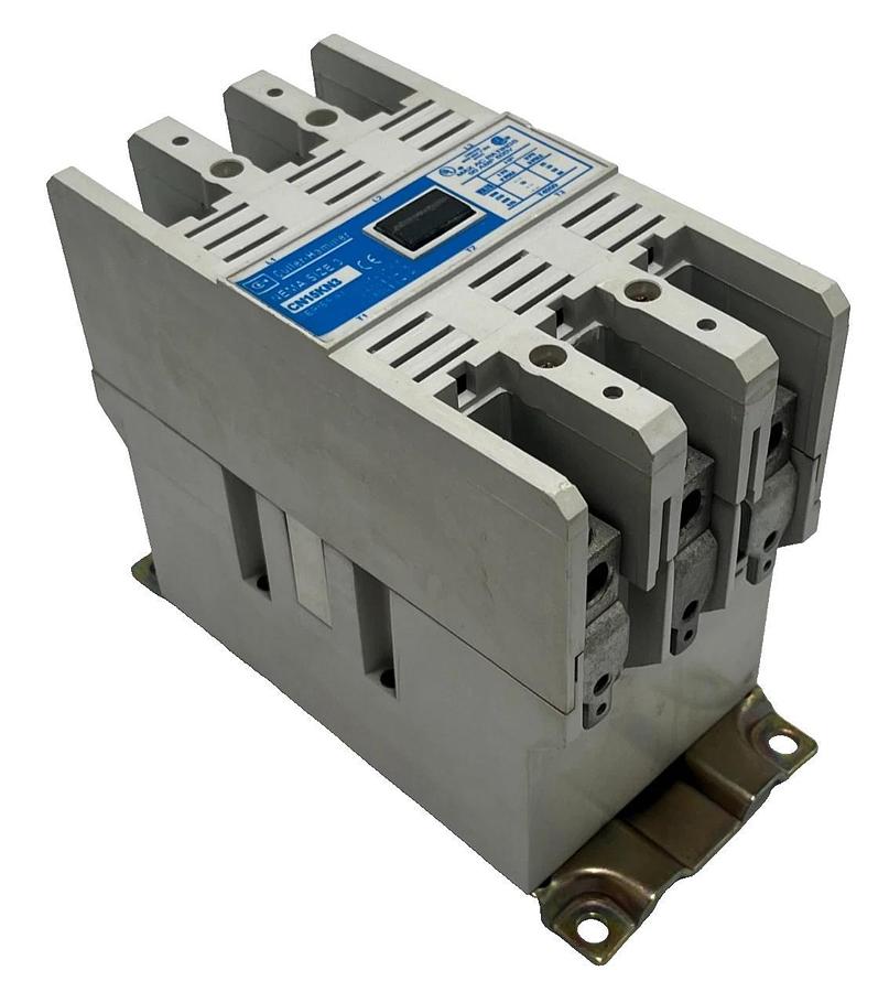 CUTLER-HAMMER CN15KN3E-U SER A 1NEMA Size 3 OPEN TYPE NON-REV. 90A 208V COIL
