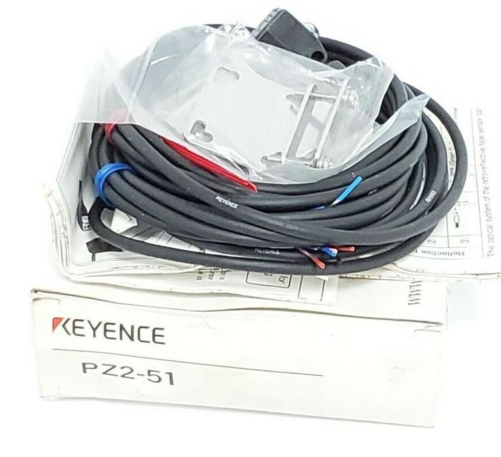 Used NIB KEYENCE PZ2-51 PHOTOELECTRIC SENSOR 7000MM RANGE W/AMPLIFIER PZ251