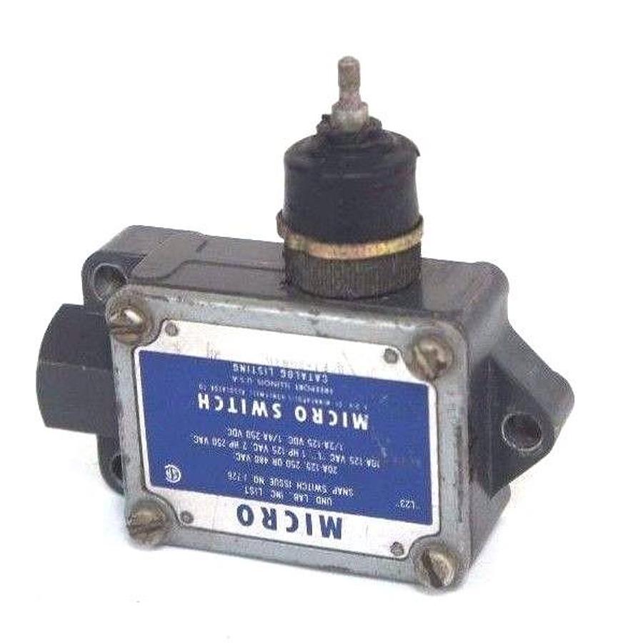 Used HONEYWELL MICRO SWITCH BAF1-2RN18 LIMIT SWITCH 20A, BAF12RN18
