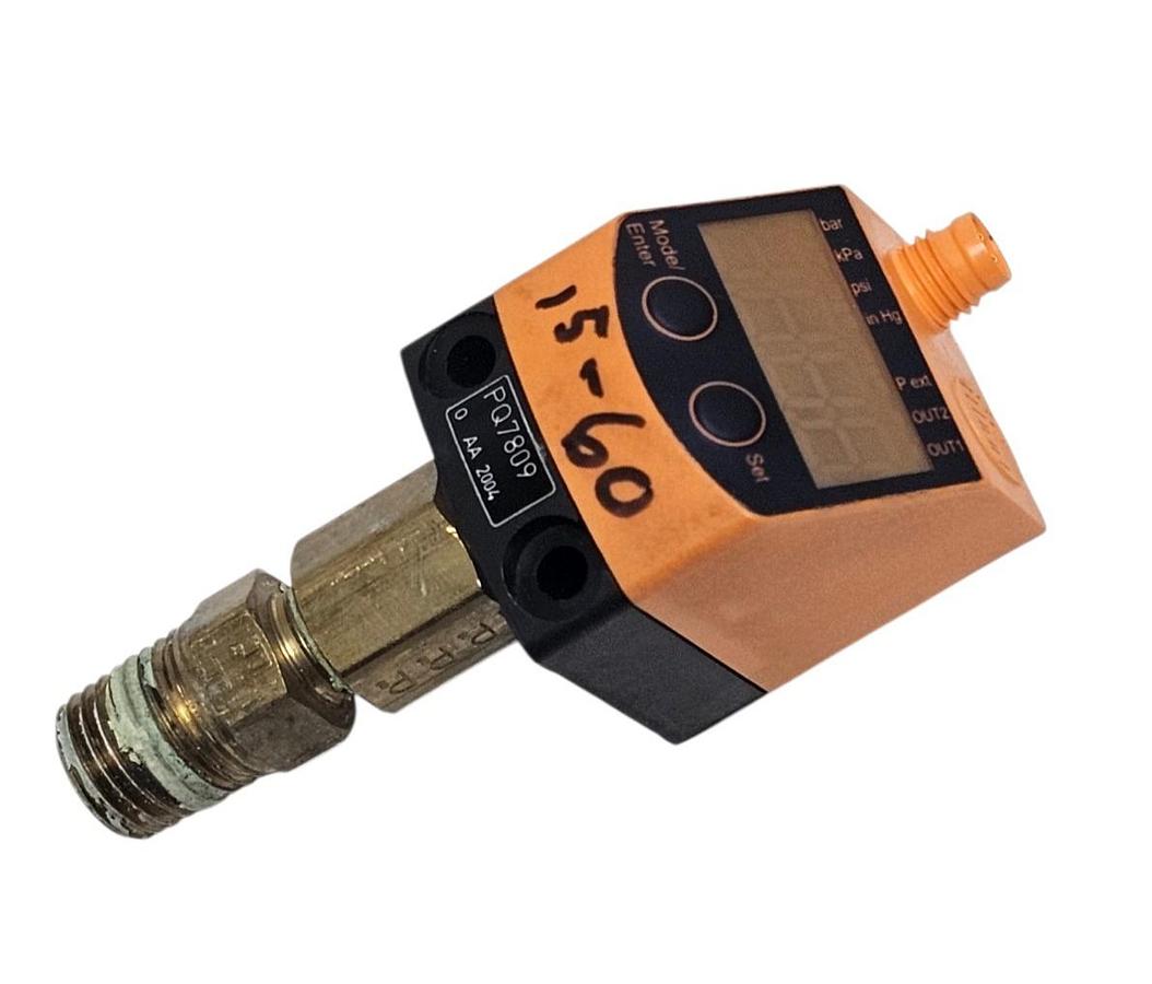 Used IFM PQ7809 PRESSURE SENSOR 18 TO 32V DC 4-DIGIT DISPLAY