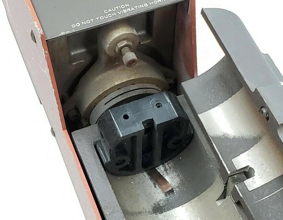 Used BRANSON SERIES 400 MODEL 400 ULTRASONIC PLASTIC WELDER