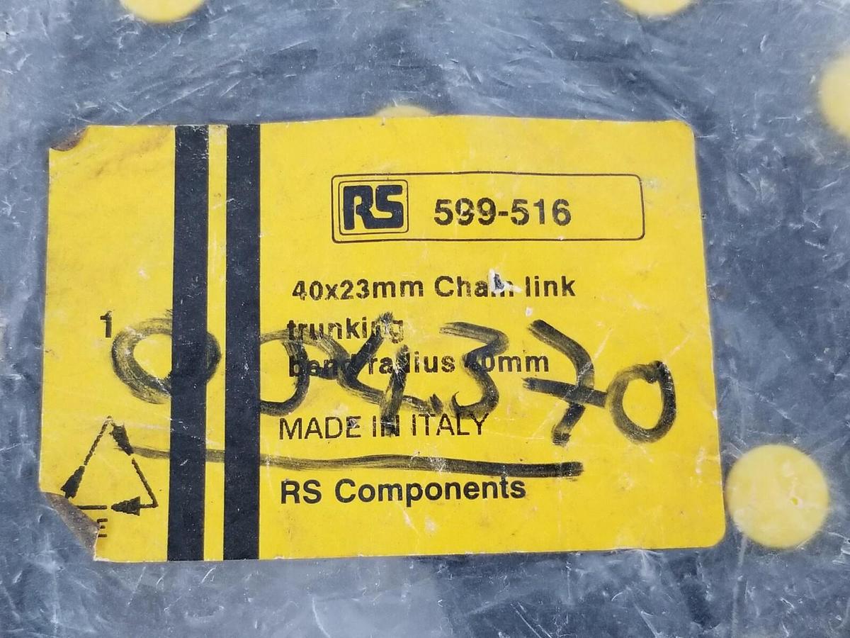 Used NEW RS COMPONENTS 599-516 CHAIN LINK 40X23MM, 599516