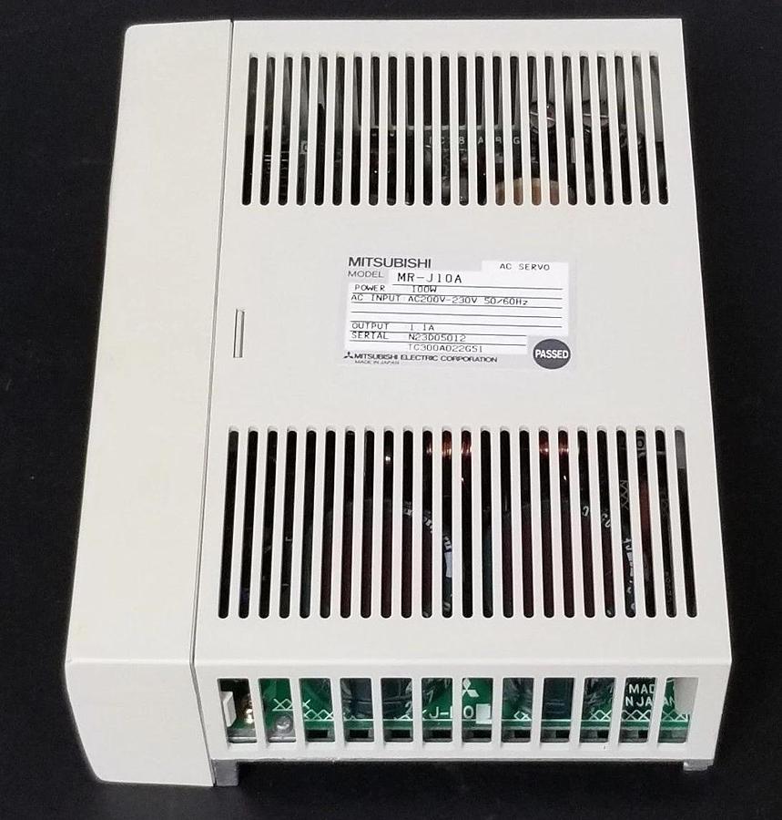 Used MITSUBISHI MR-J10A AC SERVO AMPLIFIER MRJ10A