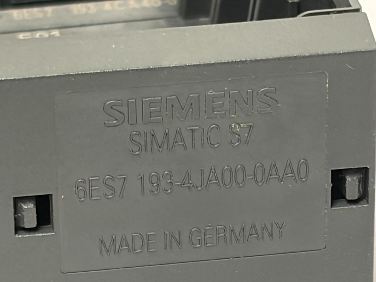 Used Siemens 6ES7151-8AB01-0AB0 ET 200S IM151-8 CPU Rack with Base Modules