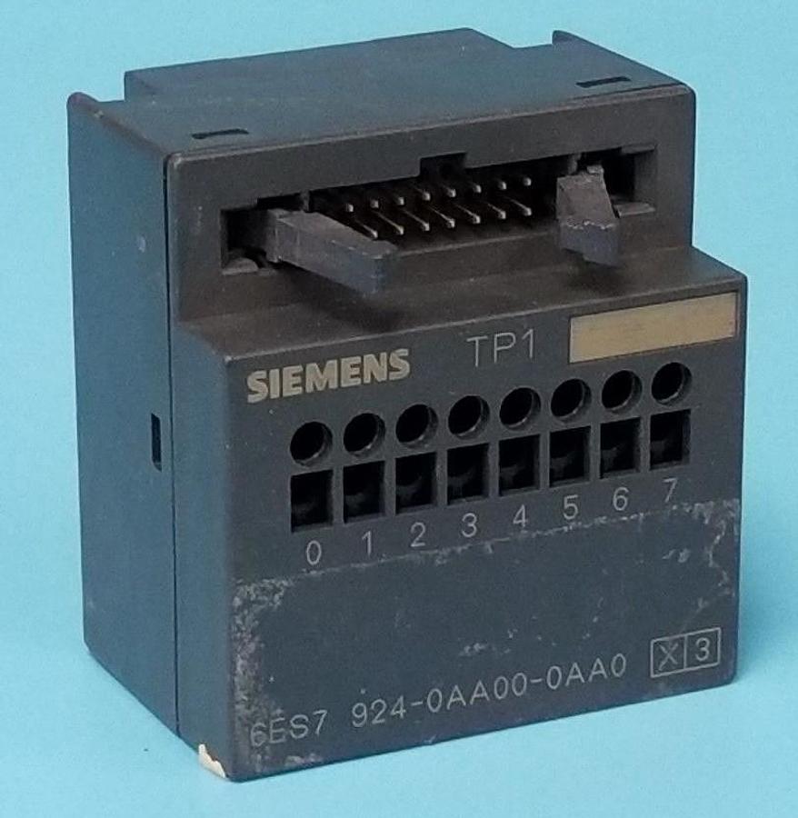 Used SIEMENS 6ES7-924-0AA00-0AA0 TERMINAL BLOCK 1-TIER S7300 SCREW 8 CH