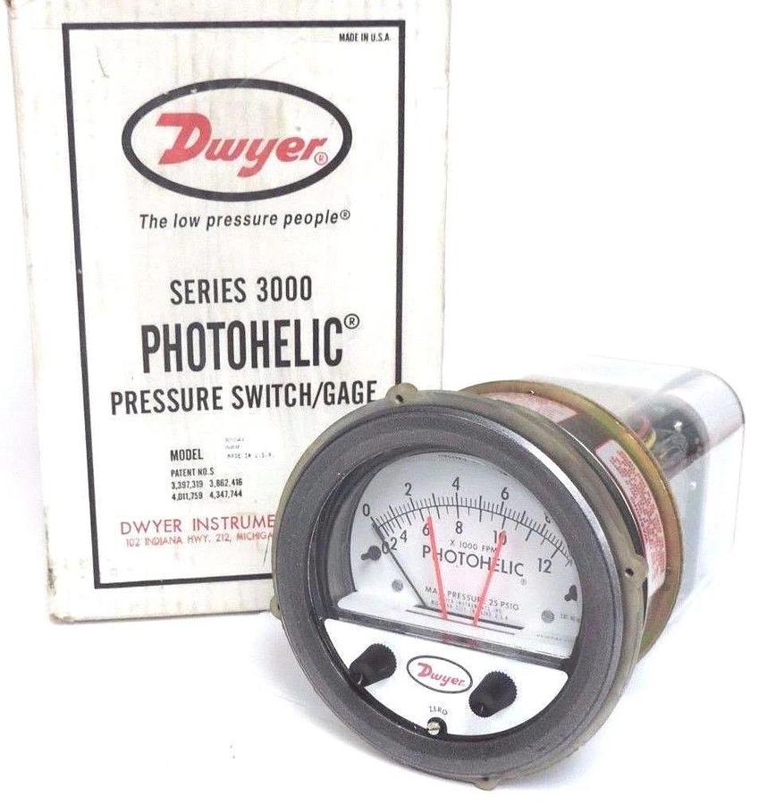 Used NIB DWYER 3010-AV PRESSURE GAUGE PHOTOHELIC 3010AV, 0-10IN OF WAER 25PSIG