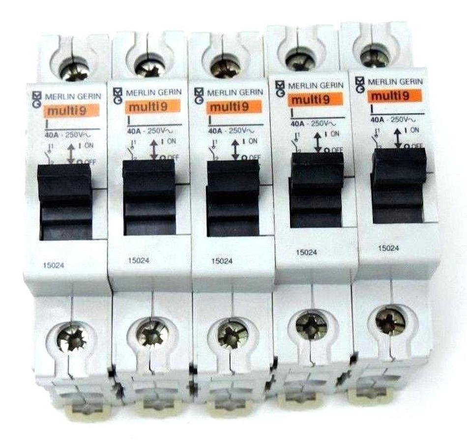 Used LOT OF 5 MERLIN GERIN 15024 MULTI 9 CIRCUIT BREAKERS 40A - 250V