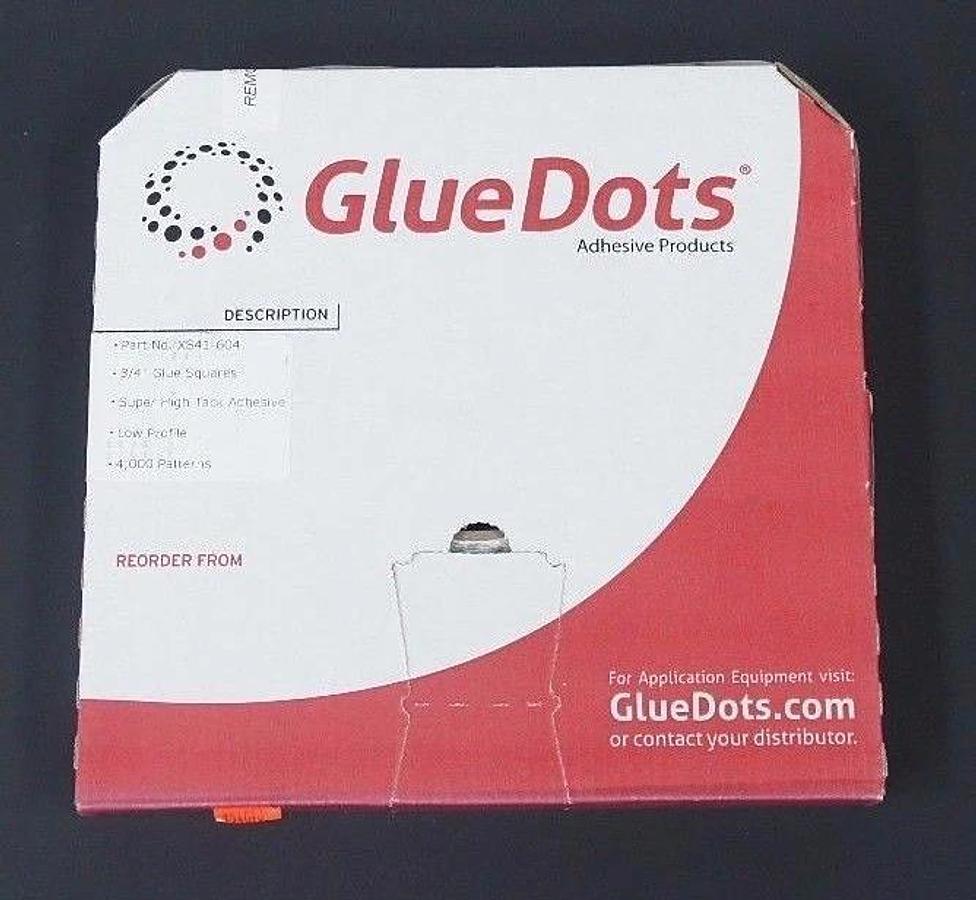 Used NIB GLUE DOTS XS41-604, 3/4" GLUE SQUARES 4,000 PATTERNS