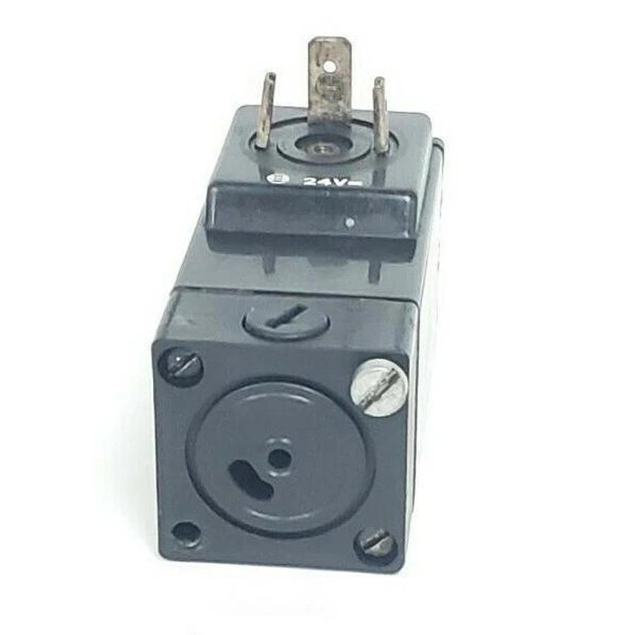Used BOSCH 1824210104 SOLENOID VALVE COIL 24V (MISSING SCREW)