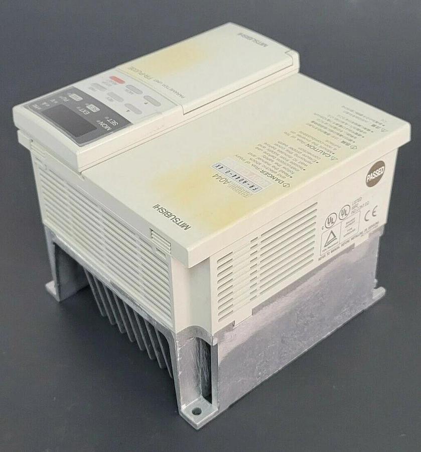 Used MITSUBISHI FR-A044-0.4K COMPACT SIZE INVERTER FR-A SERIES AC380-460V 50/60HZ