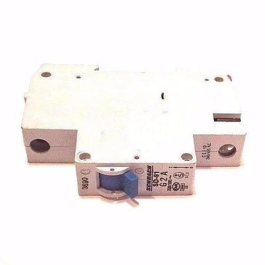 LOT OF 4 NEW SCHRACK SD-91-G2A CIRCUIT BREAKERS SD91, 3190, 220/380V, 2AMP
