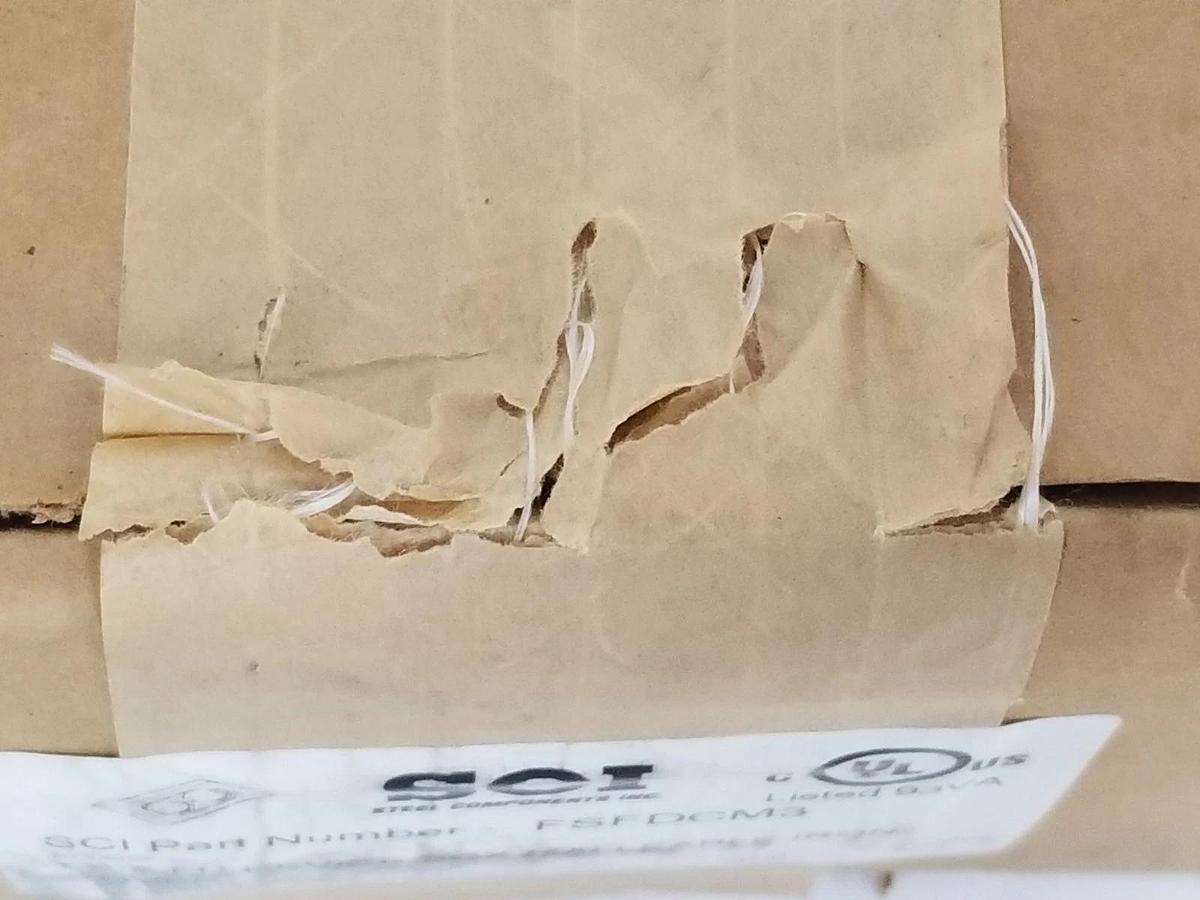 Used BOX OF 25 FACTORY SEALED SCI FSFDCM3 FS & FD DEVICE BOX MALLEABLE IRON COVERS