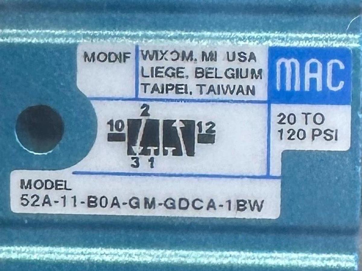 NEW MAC 52A-11-BOA-GM-GDCA-1BW SOLENOID VALVE 20-120PSI 24VDC 1.8W NSMP