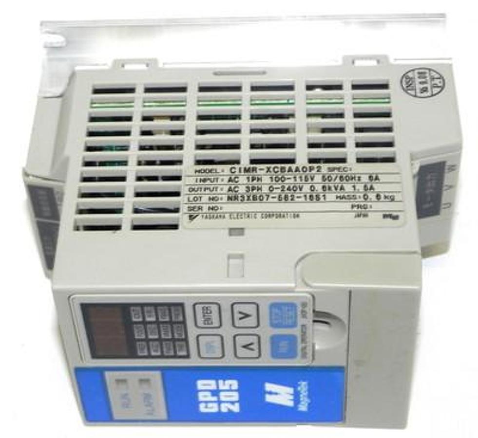 Used MAGNETEK CIMR-XCBAA0P2 DRIVE GPD 205, CIMR-XCBAAOP2 W/ JVOP-120