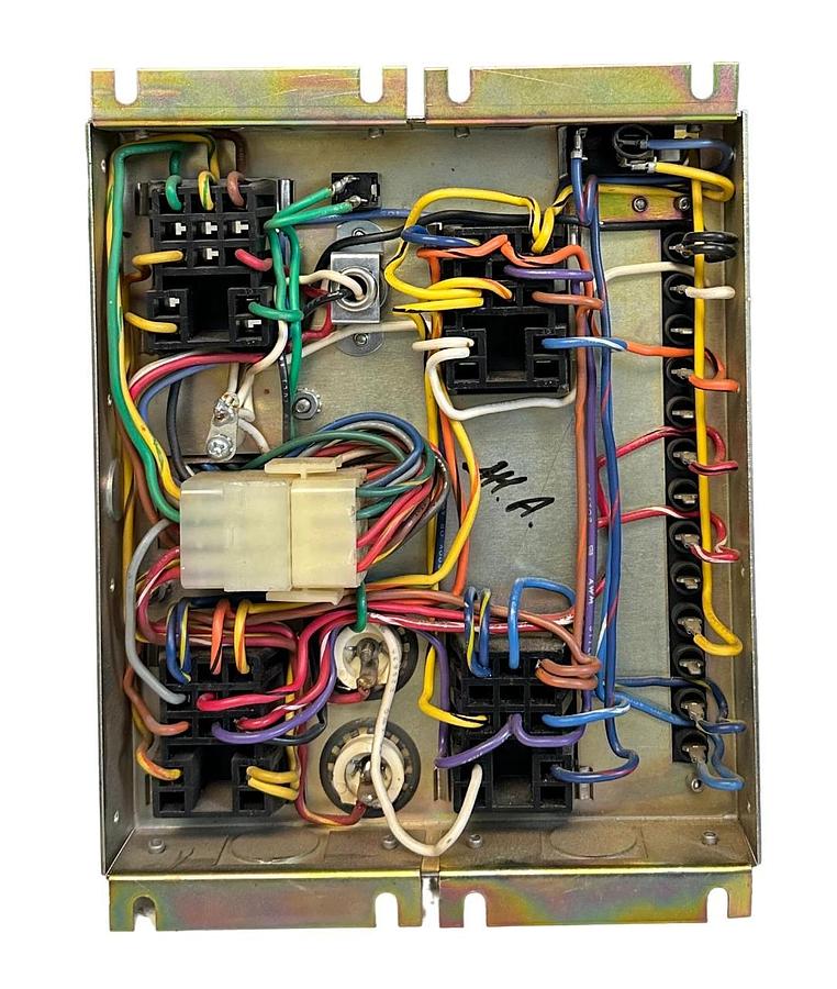 Used PROTECTION CONTROLS 6642-VBNR / 6642VBNR PROTECTOFIER FLAME MONITOR 117VAC USNP