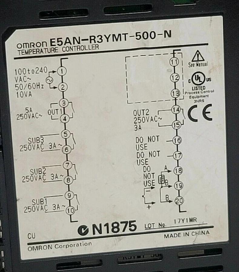 Used OMRON ESAN-R3YMT-500-N TEMPERATURE CONTROLLER ESANR3YMT500N