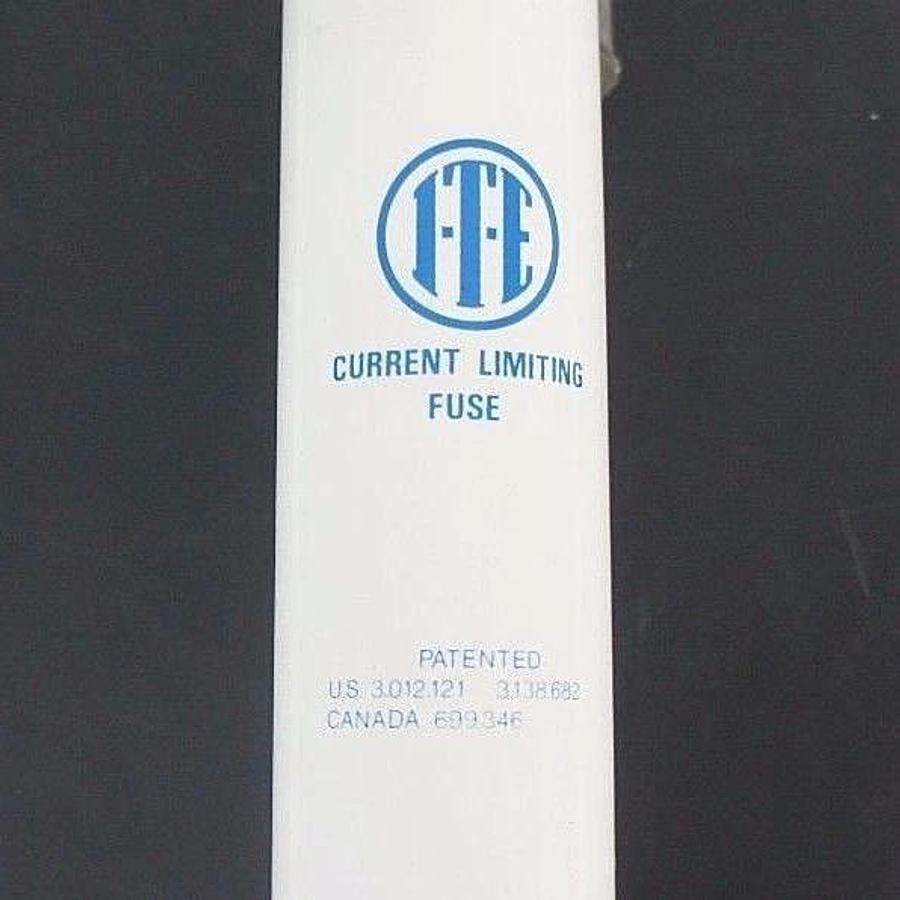 NIB ITE 427516 FUSE 200 E. AMPS 4.8kV 250MVA CURVE NO. 200-500