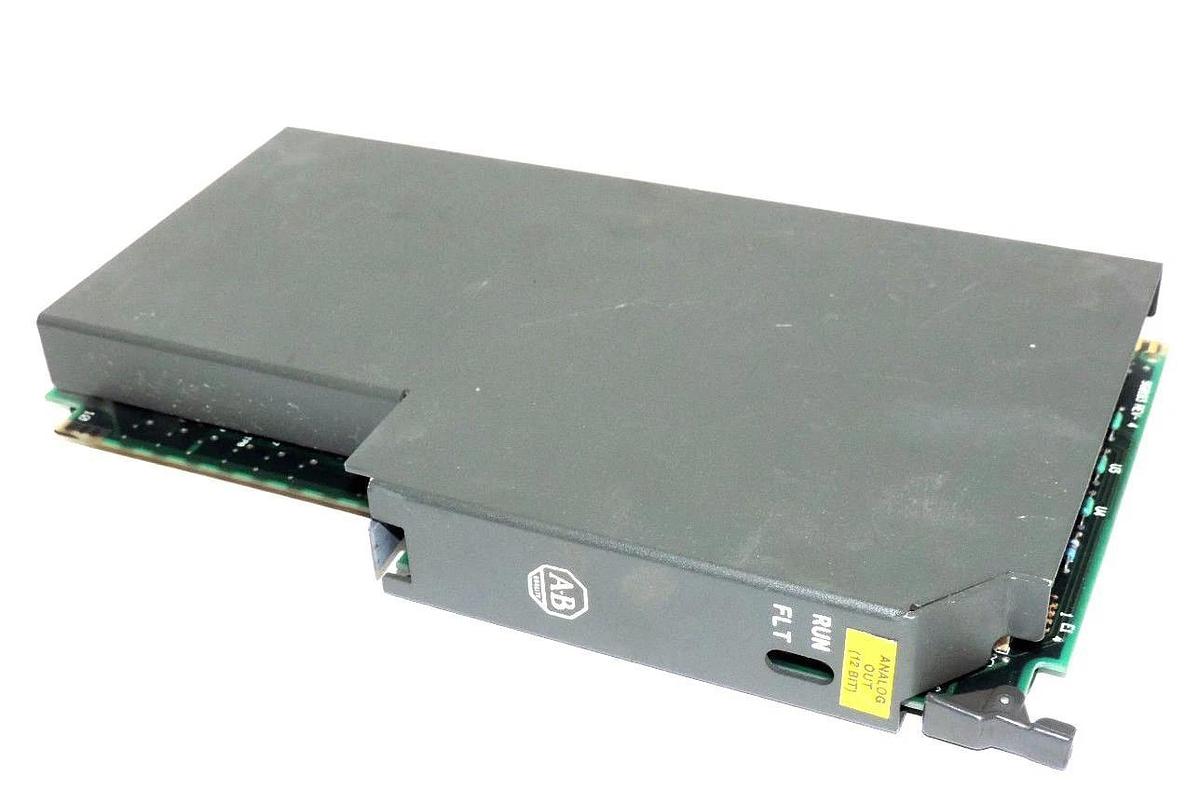 Used ALLEN BRADLEY 1771-OFE1 ANALOG OUTPUT MODULE 1771OFE1, SER. A F/W REV. B