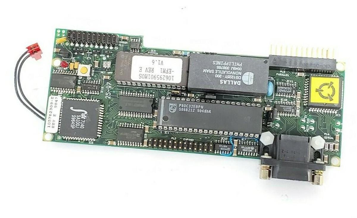 Used NEW BOSTON FINCOR 105762309-E INTERFACE BOARD REV. E 106295901M0S-EFM1 V: 1.6