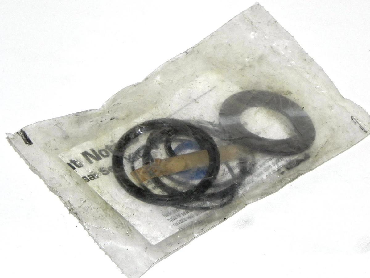 Used COMPACT AIR PRODUCTS RK2 12/00 REPAIR KIT RK21200