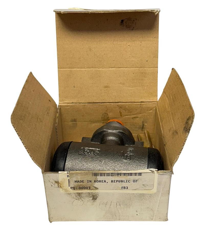 Used 2 HYSTER 0200141 / HY0200141 OEM WHEEL CYLINDER ASSEMBLIES FOR FORKLIFT NSMP