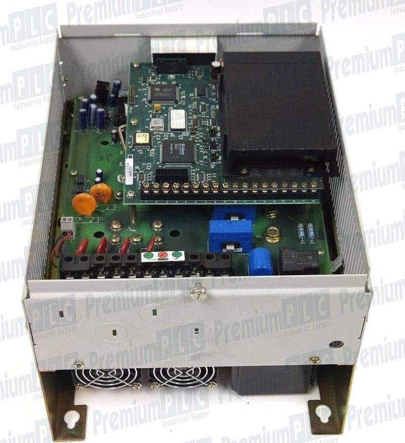 Used ALLEN BRADLEY 1336F-CWF30-AA-EN 1336 PLUS II DRIVE 1336S-CWF30-AA-DE4  NEW
