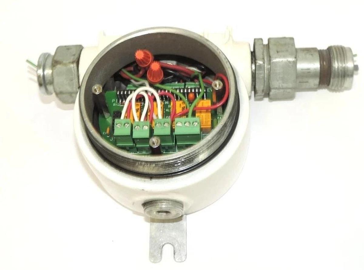 Used AKRON ELECTRIC XJIHG1 GAS TRANSMITTER MSA 812936 RELAY MODULE 812935