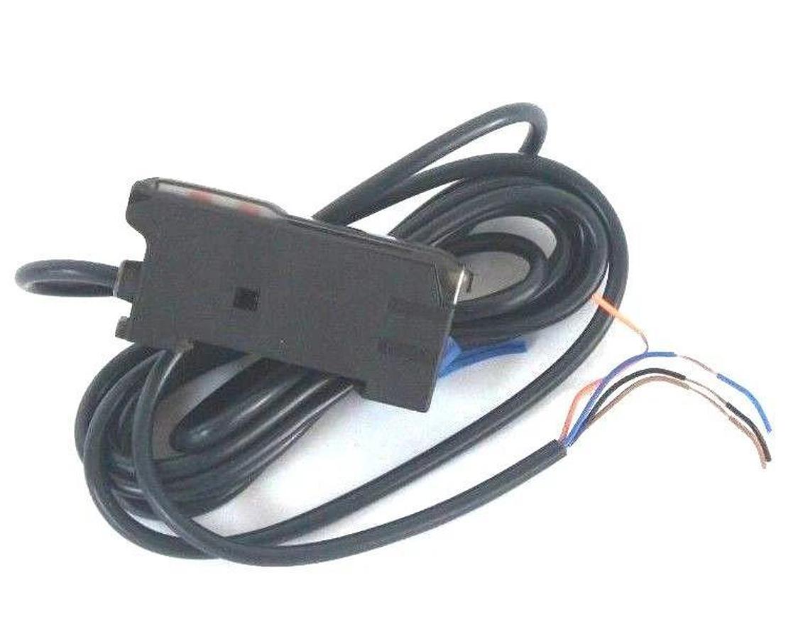 Used NIB OMRON E3X-DA11TW PHOTOELECTRIC SWITCH E3XDA11TW, 12 TO 24V DC