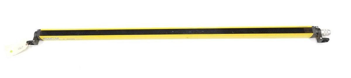 Used SICK OPTIC C4000 LIGHT CURTAIN SENDER 1018647 / C40S-1203CA010 / C40S1203CA010