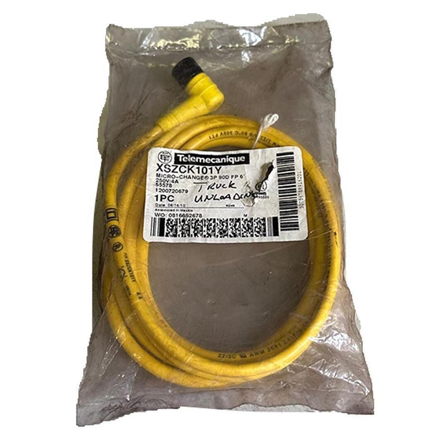 Used NEW TELEMECANIQUE XSZ-CK101Y / XSZCK101Y MICRO-CHANGE 3P 90D FP 6' CORDSET 55578