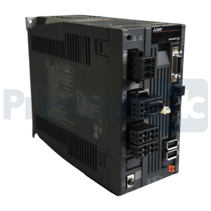 Mitsubishi MR-J4W2-77B MELSERVO-J4 2-Axis AC Servo Drive 750Wx2 200V 3Ph NEW