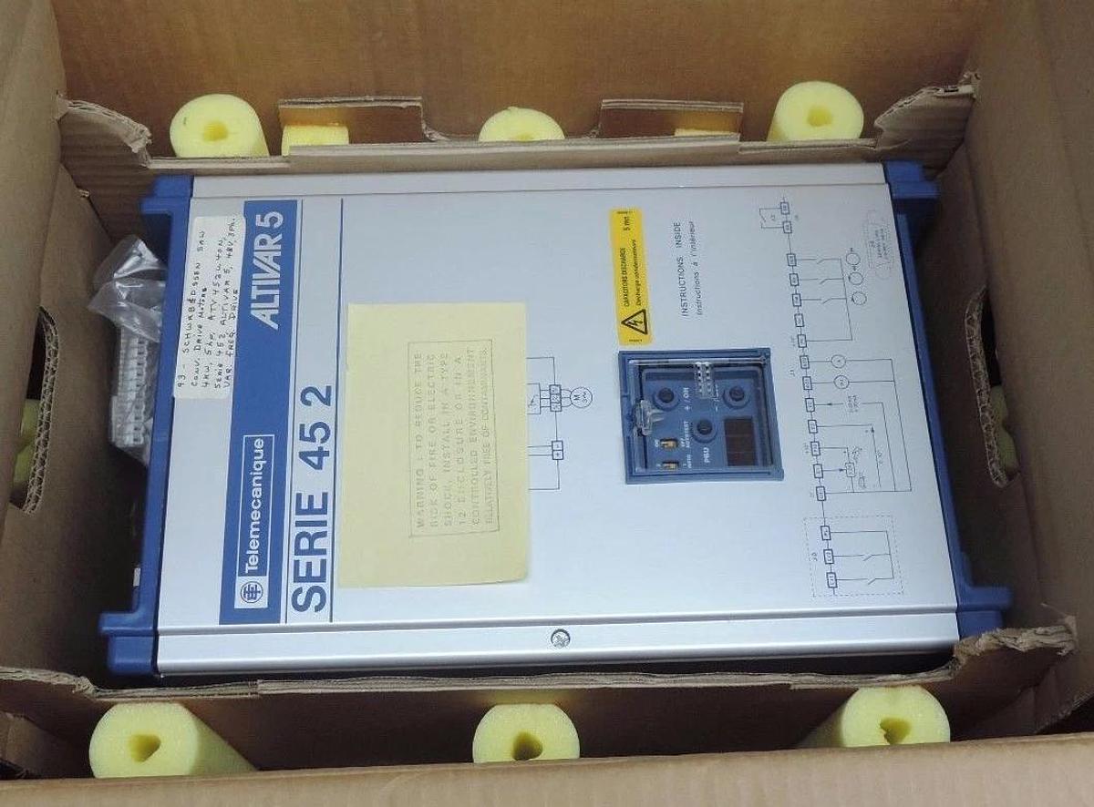 NIB TELEMECANIQUE ATV452U40N ALTIVAR 5 DRIVE INVERTER SERIE 45 2 5HP 460V 11A