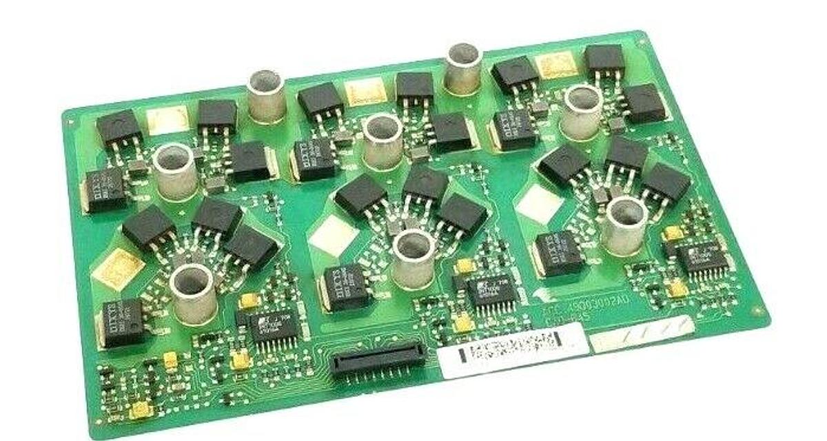 Used ABB 81Q03002G A02 CONTROL BOARD CAD-645 KRAFT-G 9751 13720 49Q03002AD