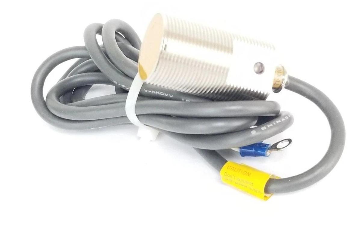 Used OMRON TL-X10Y2 PROXIMITY SWITCH TLX10Y2, 45-260 VAC