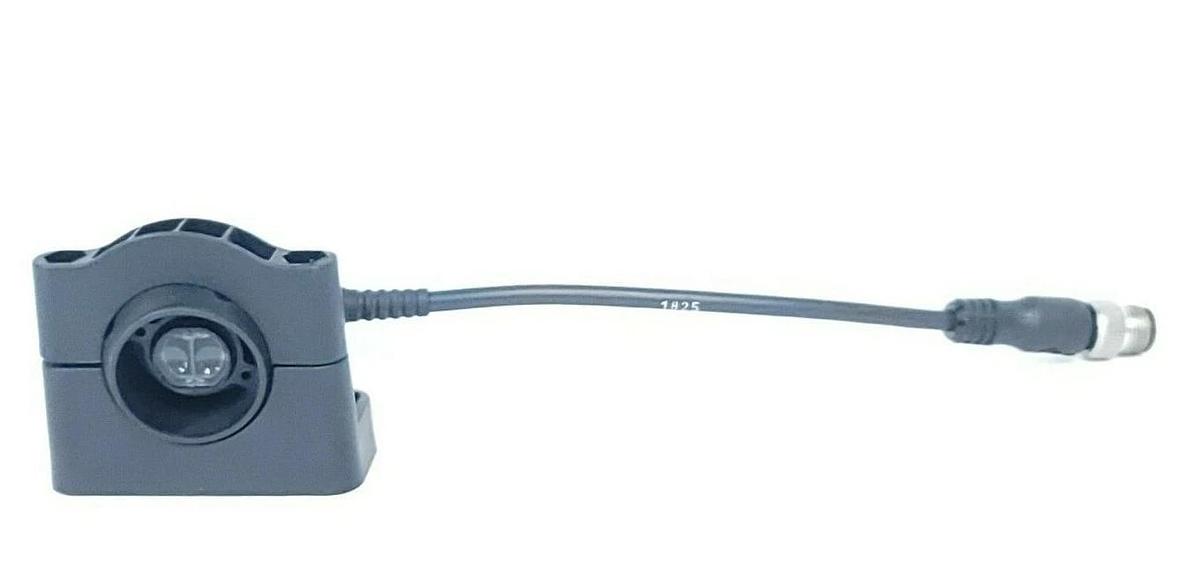 Used ALLEN BRADLEY 42EF-R2KBB-F4 SER. D PHOTOELECTRIC SENSOR W/ MOUNT