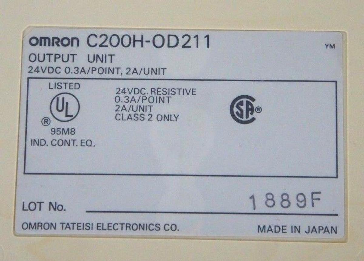 Used OMRON C200H-OD211 OUTPUT UNIT 24VDC 0.3A/POINT .2A UNIT C200H-0D211 - LOT OF 8