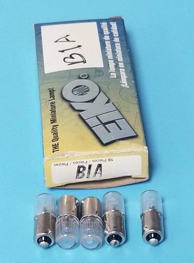 BOX OF 5 NEW EIKO B1A MINIATURE LAMPS