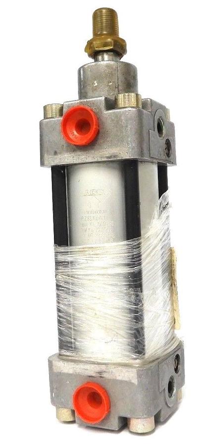 Used NEW DADCO HP.Z.63.100.G.1.TO CYLINDER W04-338206002 MD:4004 140PSI / 10BAR
