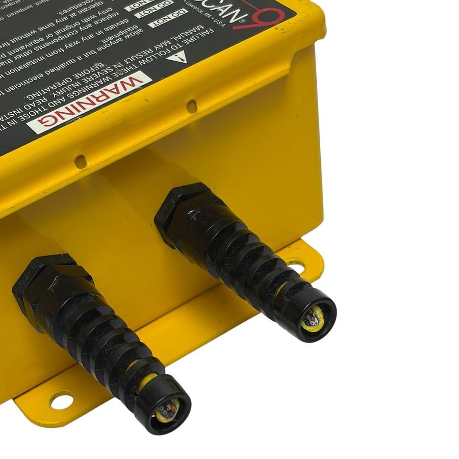 Used Dolan-Jenner SafeScan 9 Safety Light Curtain Controller SS930-11010 Cut Cables