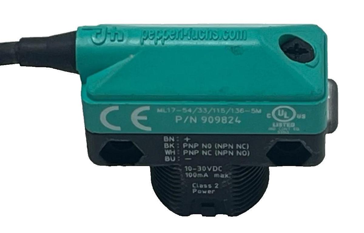 Used Pepperl+Fuchs ML17-54/33/115/136-5M Photoelectric Sensor cable 10-30VDC 909824