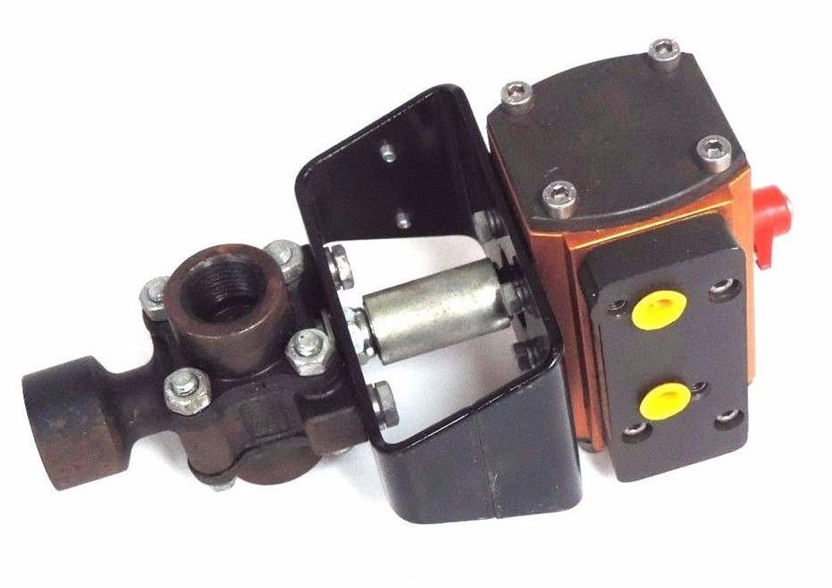 Used SERIES 39 PNUMATIC ACTUATOR MODEL 39 120PSI MAX W/ FLOWSERVE 1/2D4446TSE VALVE
