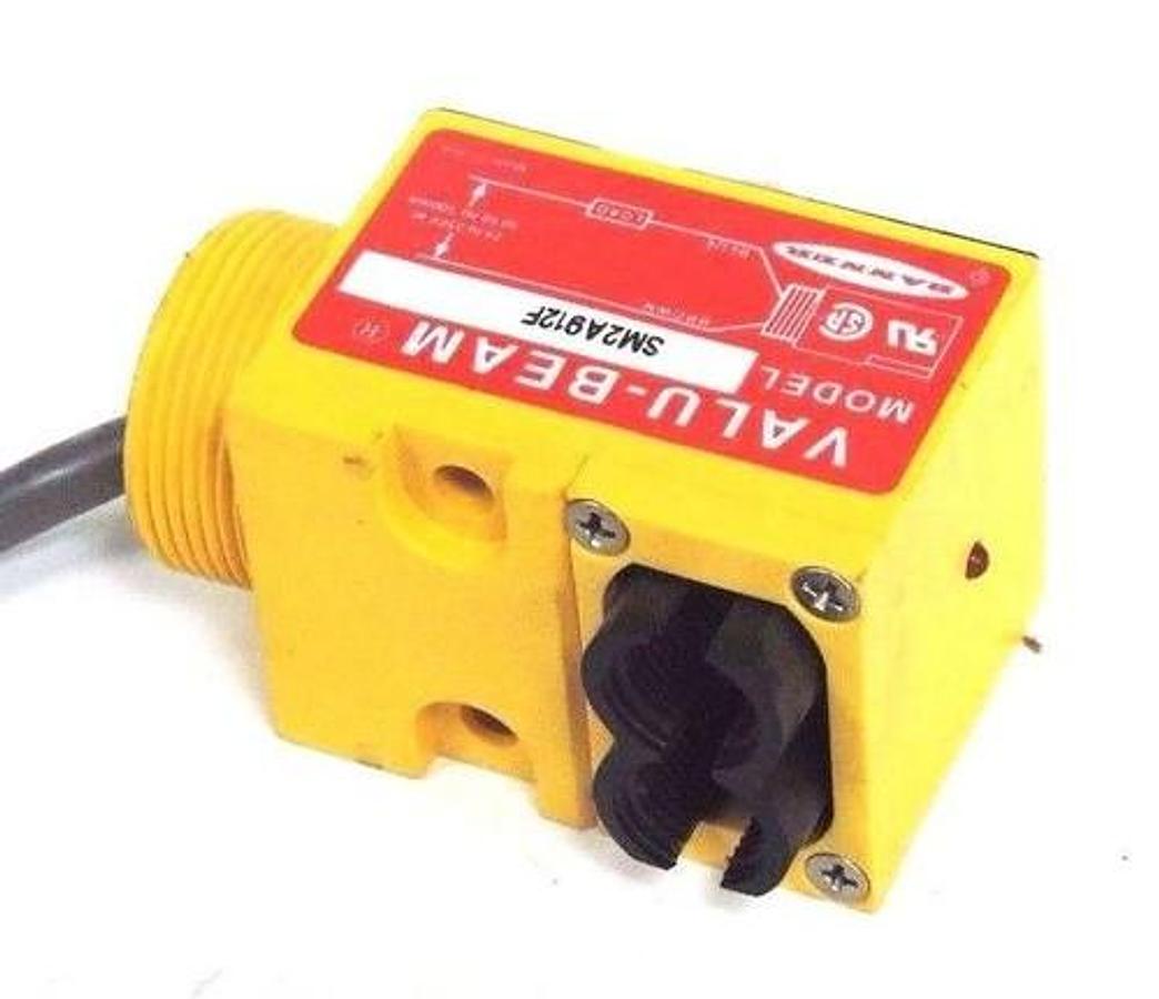 Used NEW BANNER SM2A912F VALUE BEAM GLASS FIBER OPTIC SCANNER 24-250VAC 50/60HZ