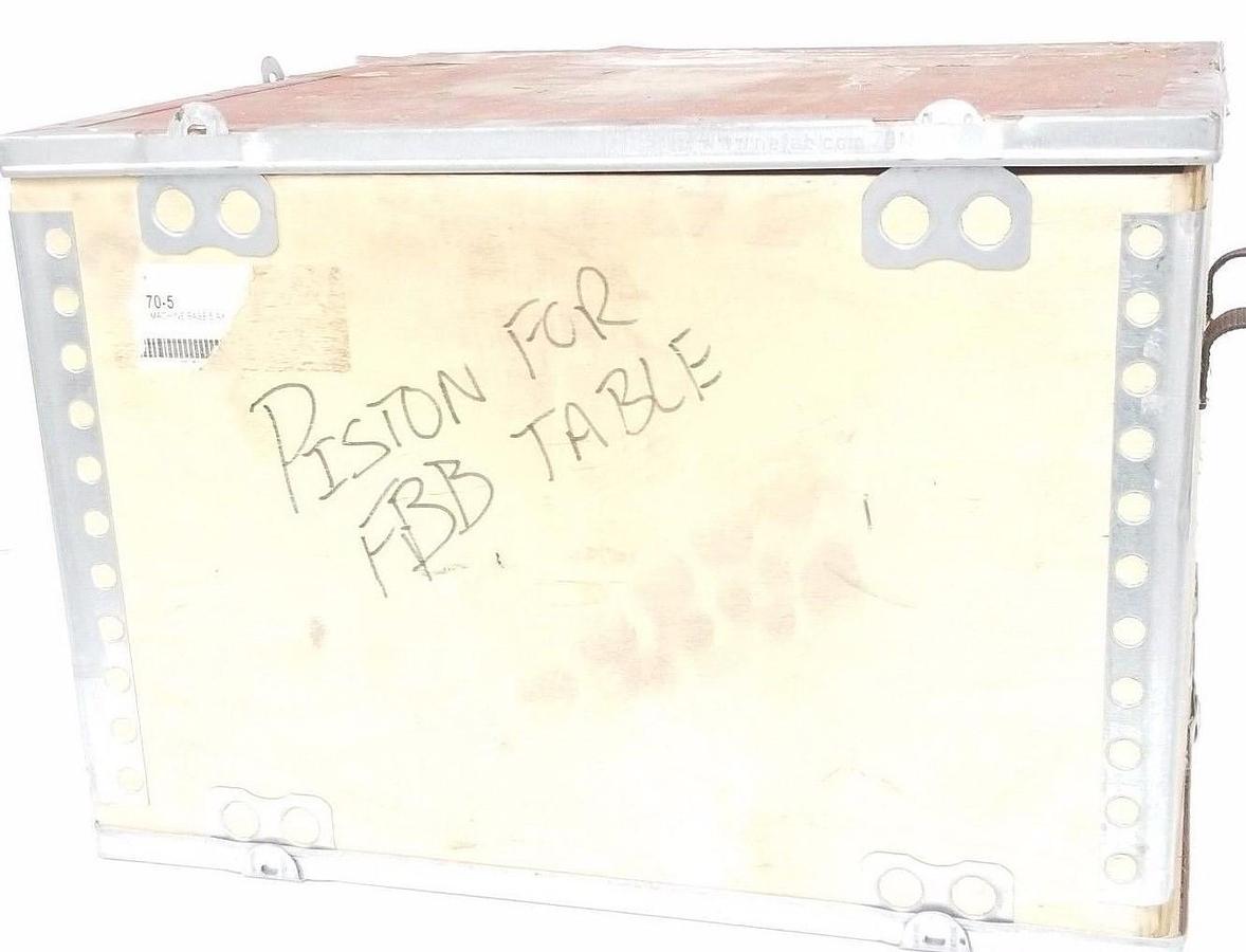 Used NEW PISTON (UNKNOWN PART NUMBER)