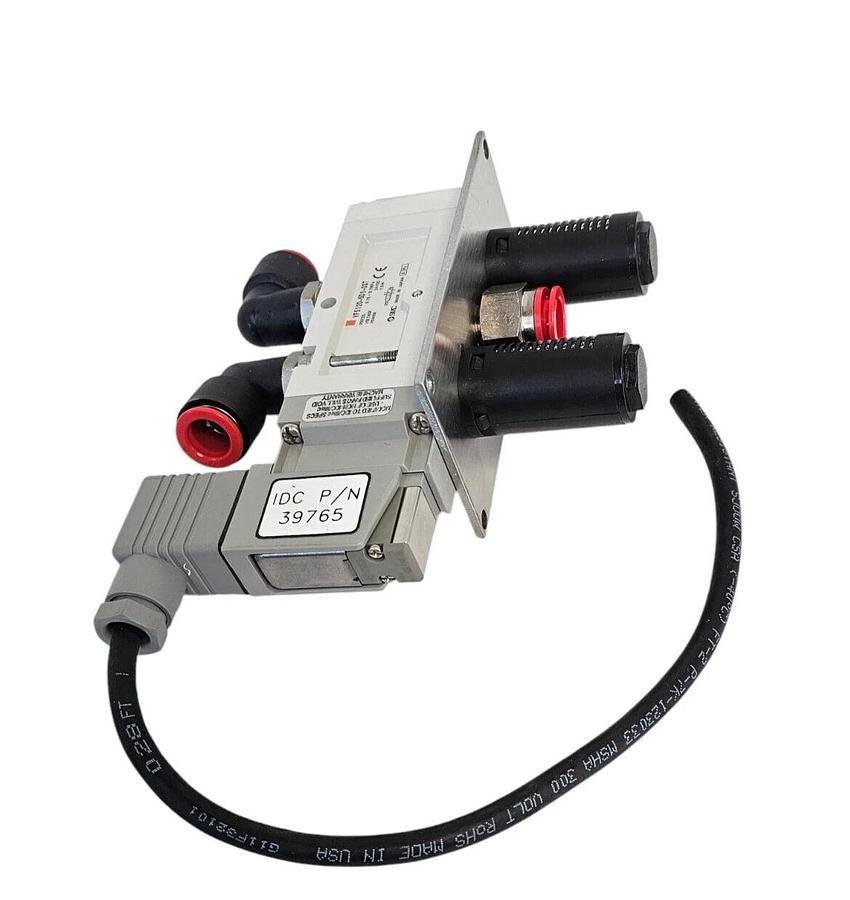 Used SMC VF5120-5D1-03T SOLENOID VALVE 5-PORT 24VDC VF51205D103T