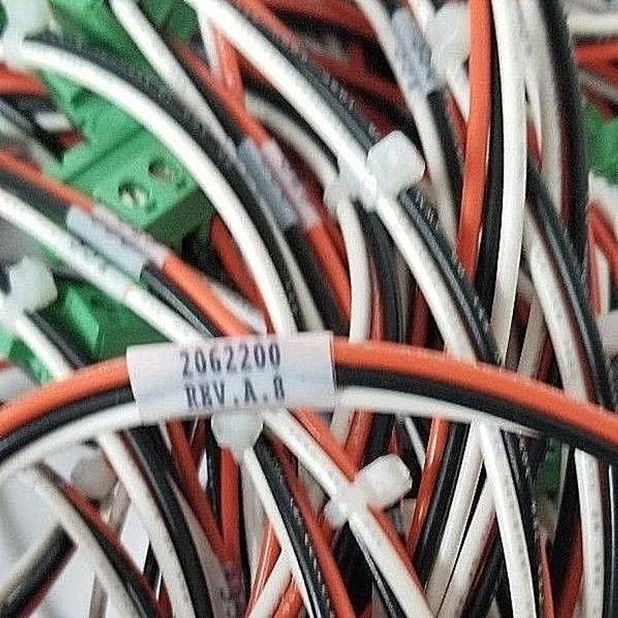 LOT OF 25 PHOENIX 2062200 VSD AI1 TO IF CABLE ASSEMBLIES 329/330/331, IC2,5-5,08