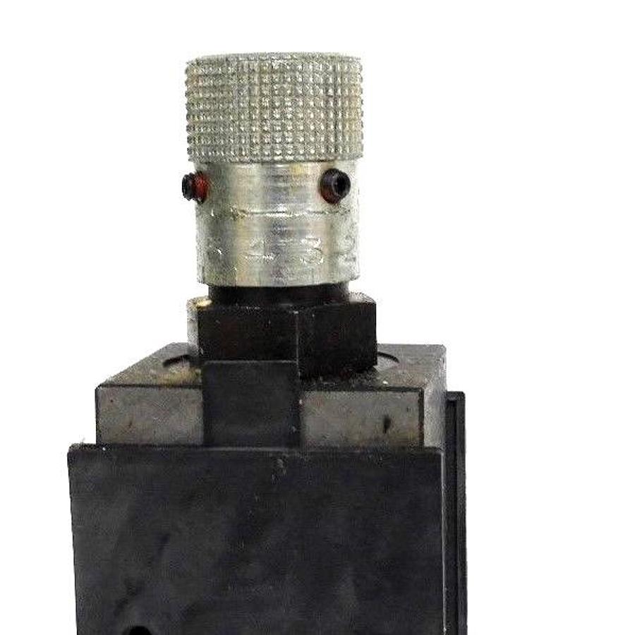 Used NIB PARKER FM2-D-20 CONTROL VALVE FM2D20