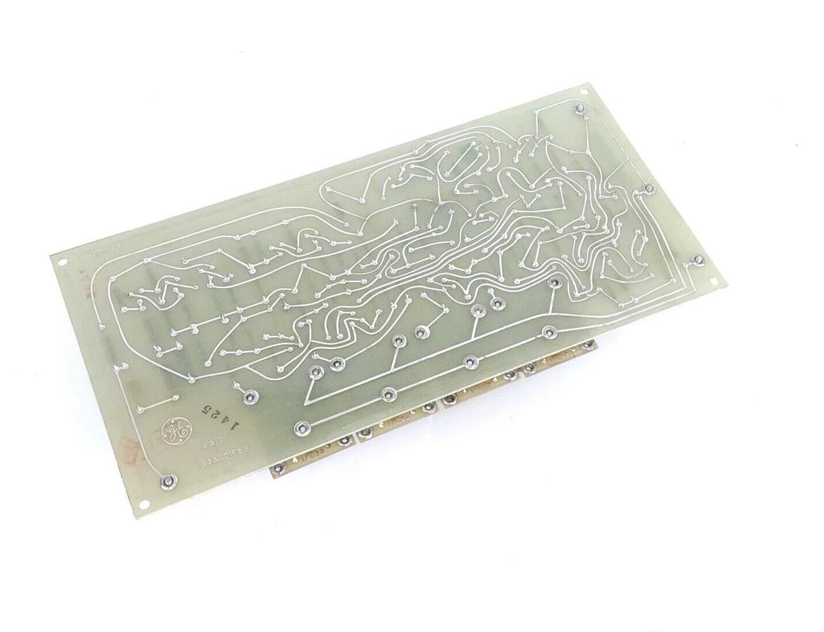 Used GENERAL ELECTRIC 44D331909-G02 CIRCUIT BOARD 44D331909G02