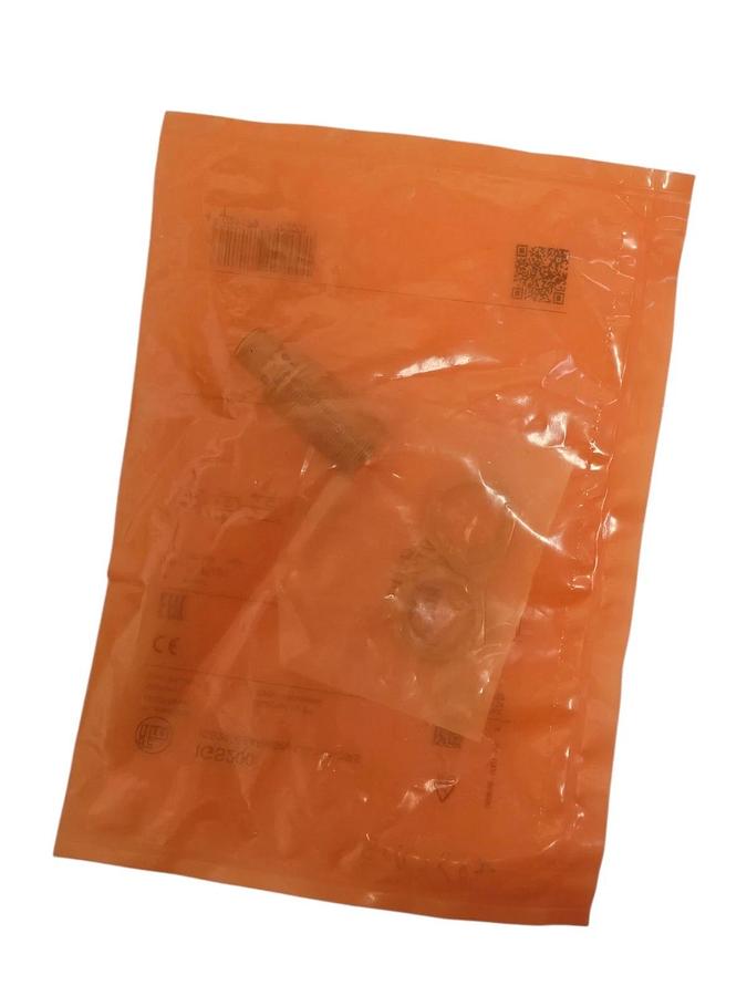 Used NEW IFM IGB2008BARKG/M/US-104-DRS PROXIMITY SENSOR IGS200