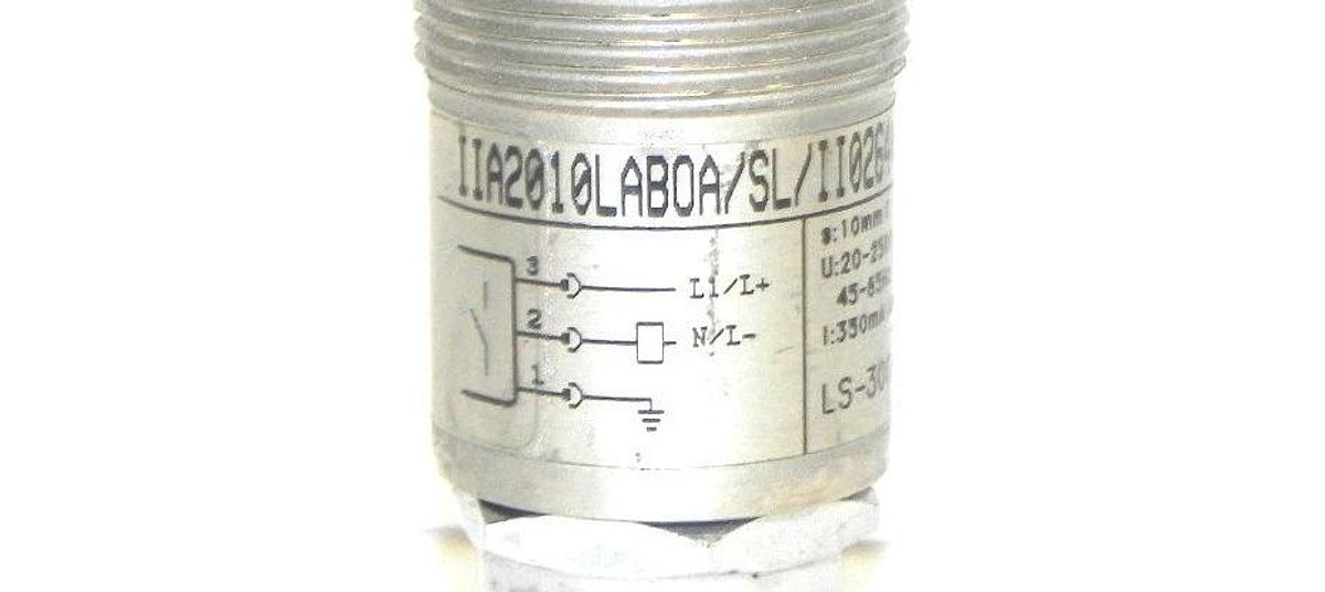 Used IFM IIA2010-LABOA/LS-300-L PROXIMITY SWITCH IIA2010LABOALS300L